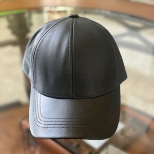 Genuine leather black baseball cap